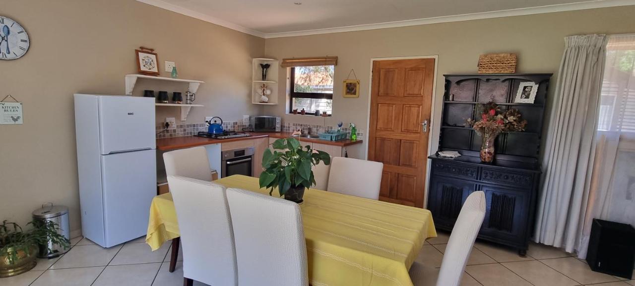 Large 1 Bedroom Cottage, 15 Min From Or Tambo Airport, With Backup Power And Water Джърмистон Екстериор снимка